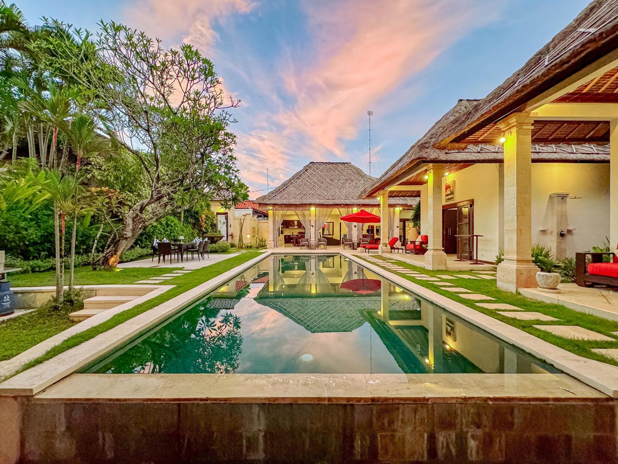 Villa Bugis Abimanyu Seminyak Rom bilde