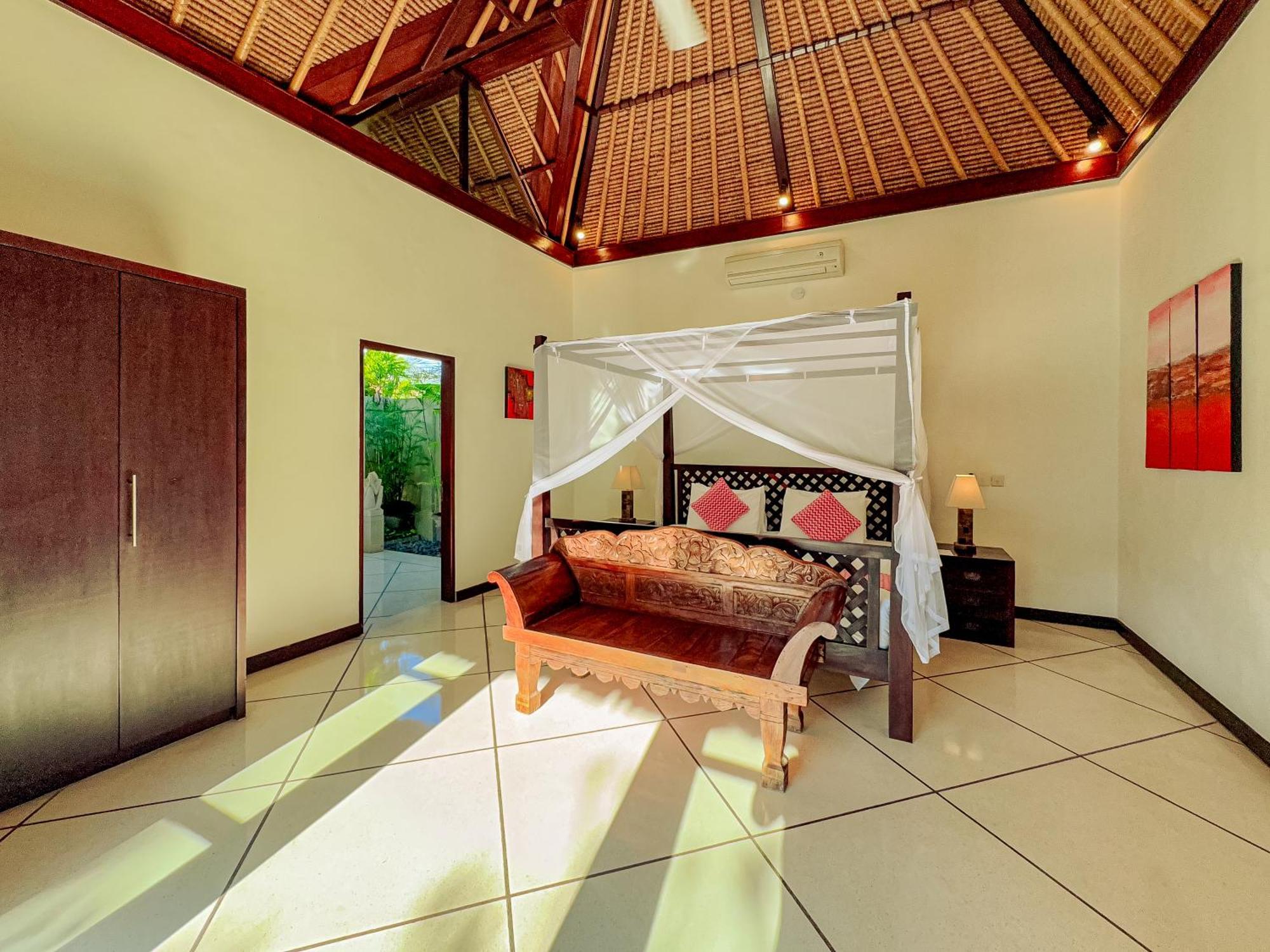Villa Bugis Abimanyu Seminyak Rom bilde